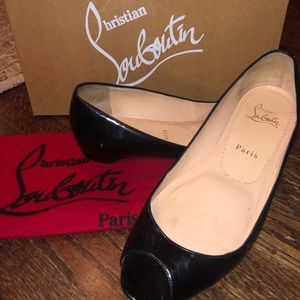 Christian Louboutin pee toe blk patent Mumbai flat